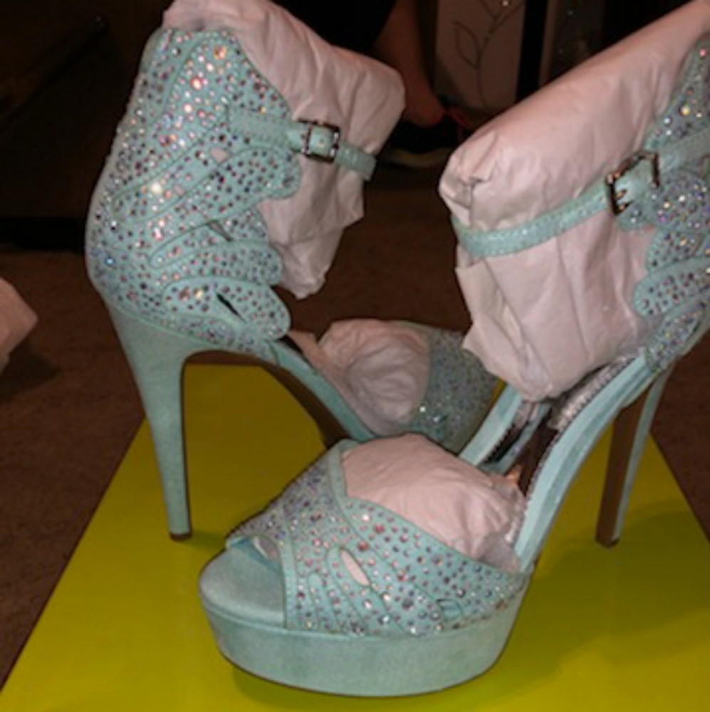 Gianna Bini Light Blue Heels